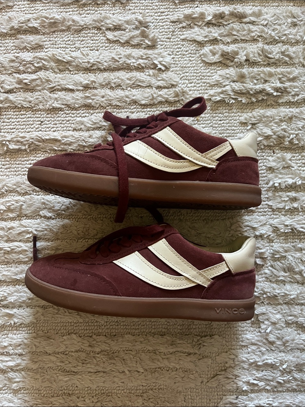 Vince Oasis Suede sneakers Malbec